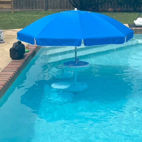 Swimming pool table portable with umbrella